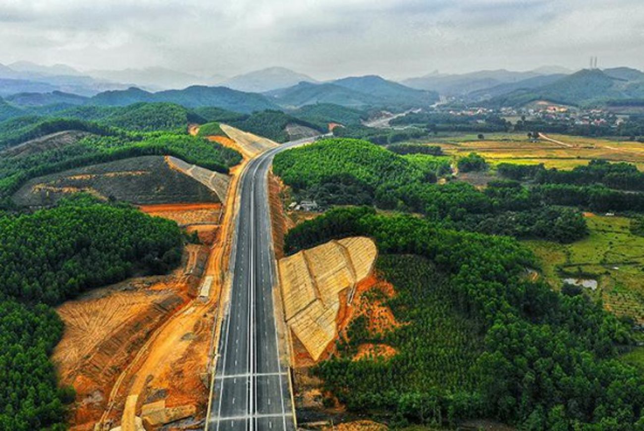 Tuyến cao tốc Vân Đồn - Móng Cái giúp kết nối các trung tâm kinh tế Hạ Long