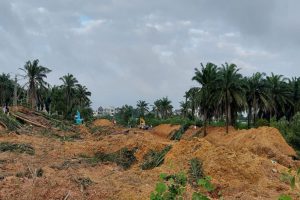 Dự án đã bắt đầu làm mặt bằng.